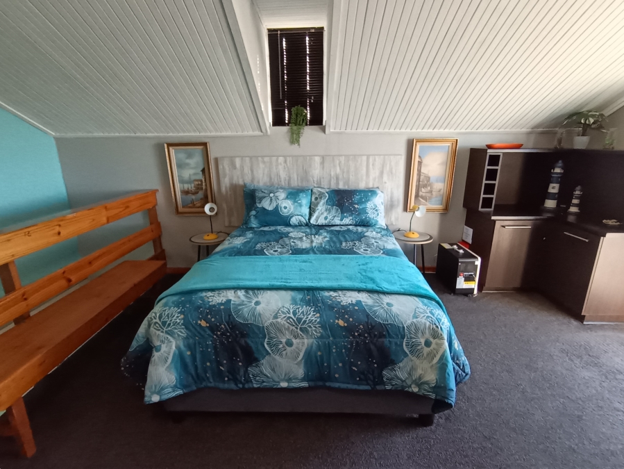 3 Bedroom Property for Sale in Wavecrest Eastern Cape